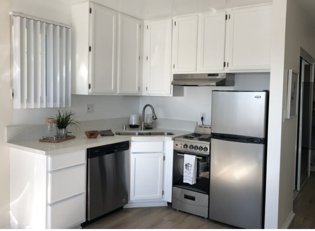 Unit #4 kitchen. - 2209 Ocean Front Walk