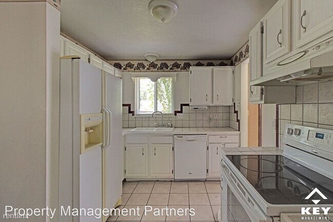 Building Photo - 3 br, 2 bath House - 3203 N Brookfield