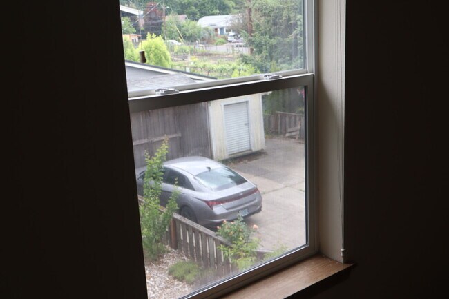 Foto del edificio - 8464 N Hendricks St