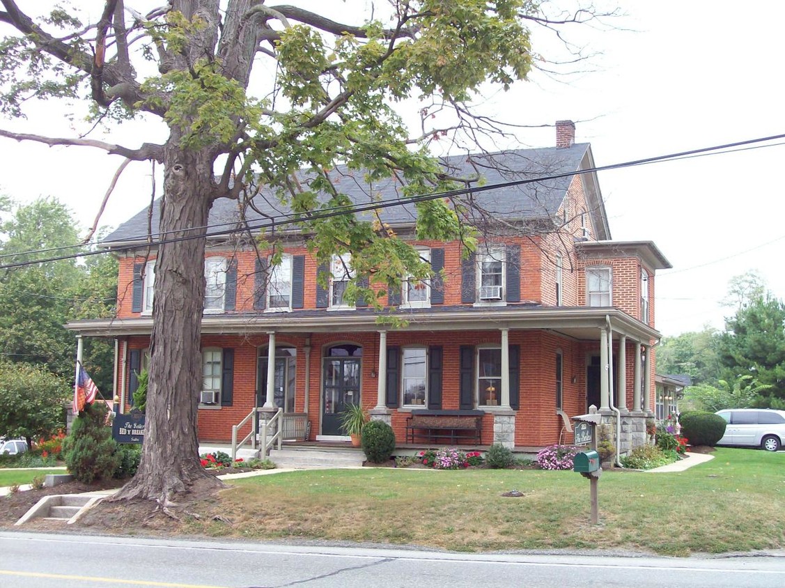 Primary Photo - 3151 E Lincoln Hwy