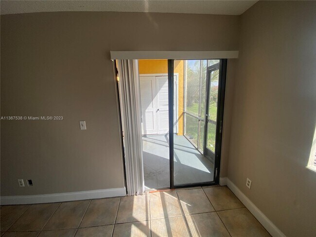 Foto del edificio - 3263 Kirk Rd