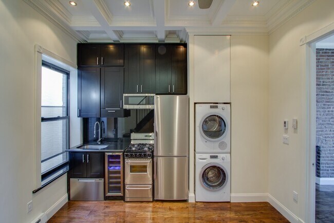 Foto del edificio - 15 W 103rd St