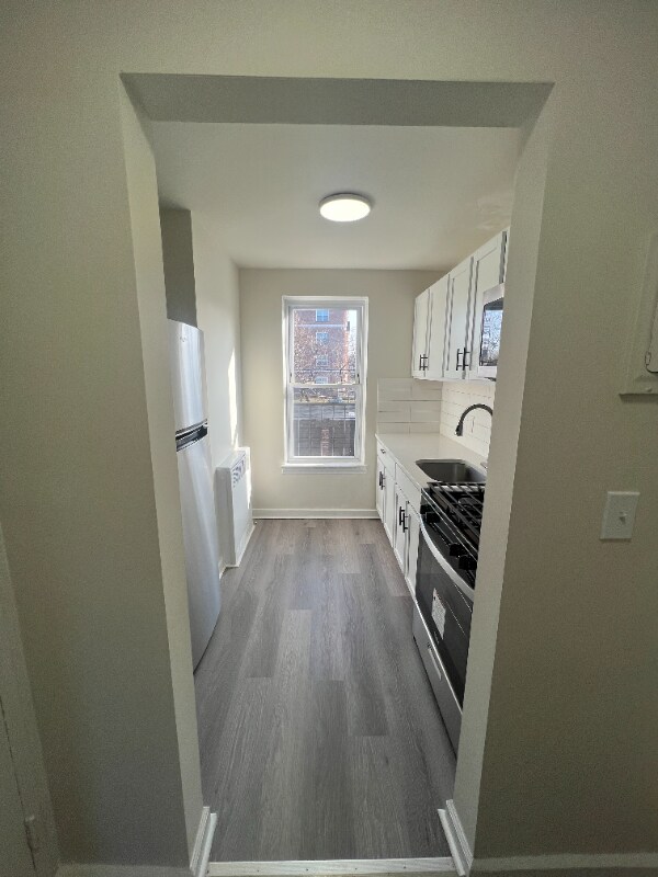Building Photo - 676 Park Ave
