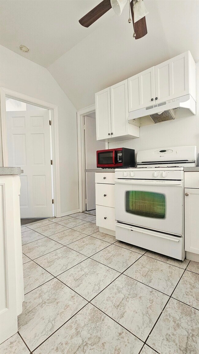 Foto del edificio - 86 W 34th St.