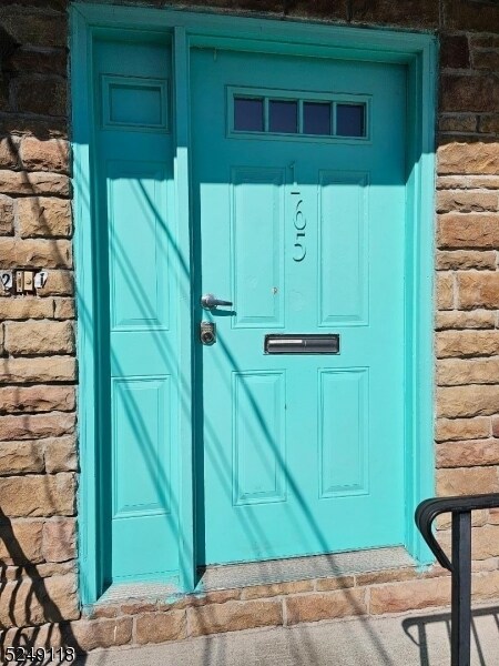 Building Photo - 163 16th Ave