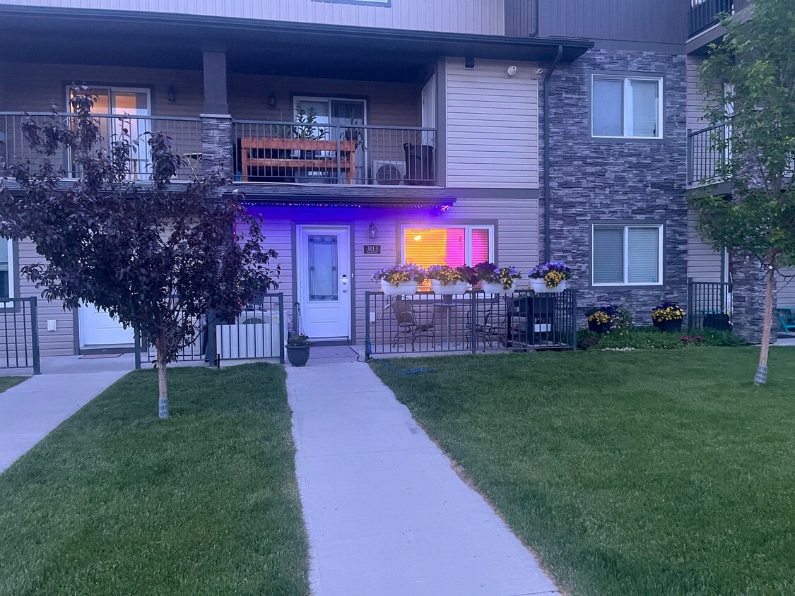 Exterior - 210 Rajput Way