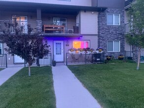 Building Photo - 210 Rajput Way