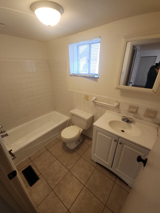 Foto del edificio - 2 Bedroom 1 Bath