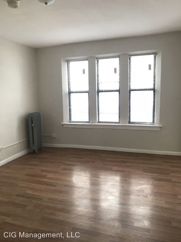 Foto del edificio - 6928 N Wayne Ave