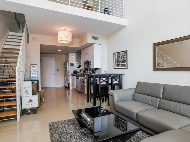 Foto del edificio - 60 SW 13th St