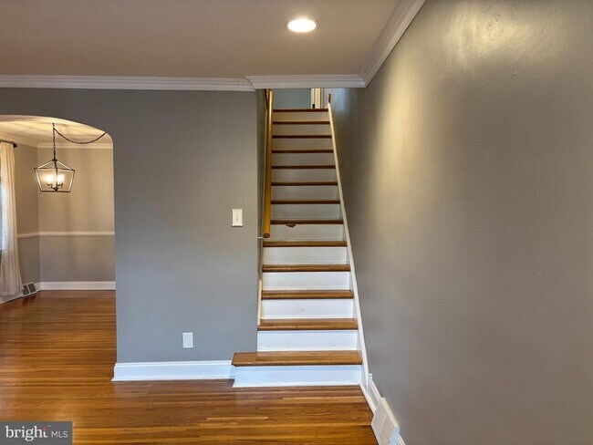 Foto del edificio - 546 Overlook Rd