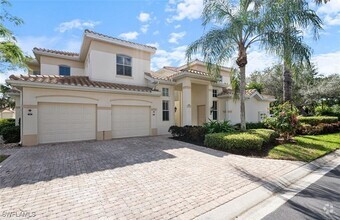 Building Photo - 9050 Las Maderas Dr