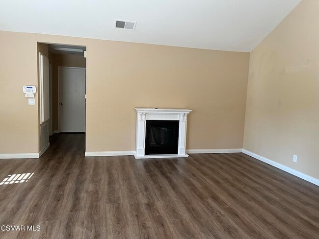Building Photo - 5233 Huntley St