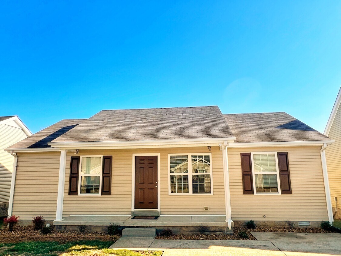 Primary Photo - 199 Pirates Cove Ln