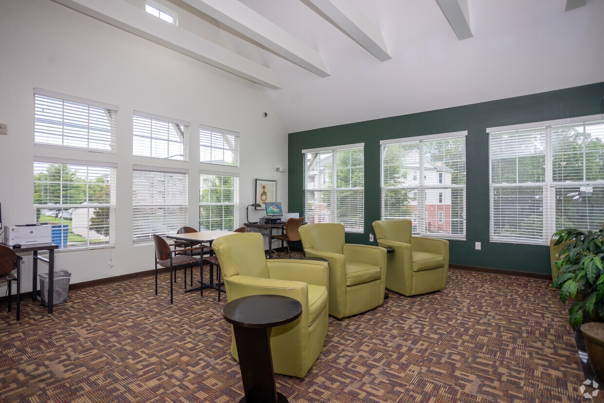 Foto principal - Walden Station Apts