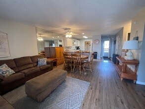 Building Photo - 193 Avondale Dr