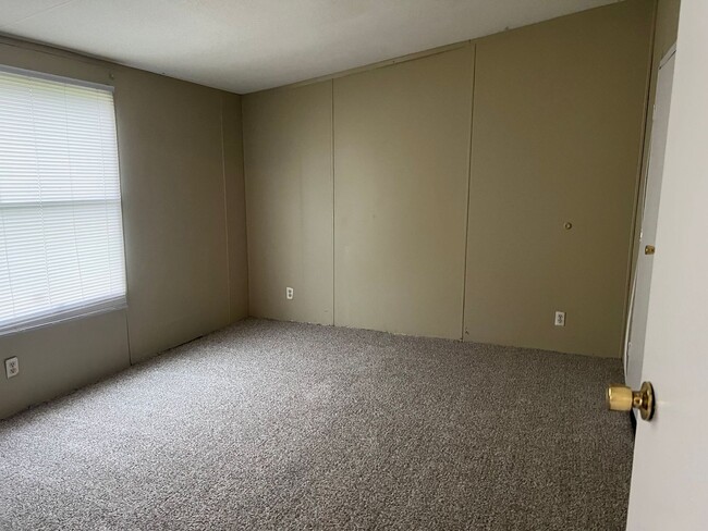 Building Photo - 3 Bedroom House in Pinetops