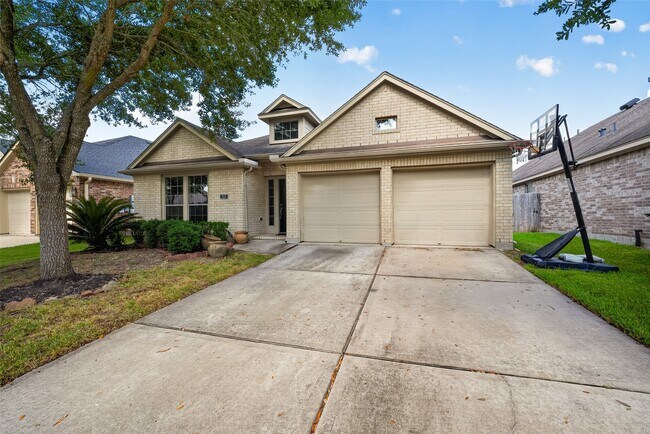 Foto del edificio - 2808 Arbor Brook Ln