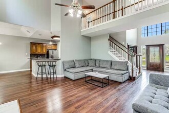 Building Photo - 4422 Lake Superior Dr