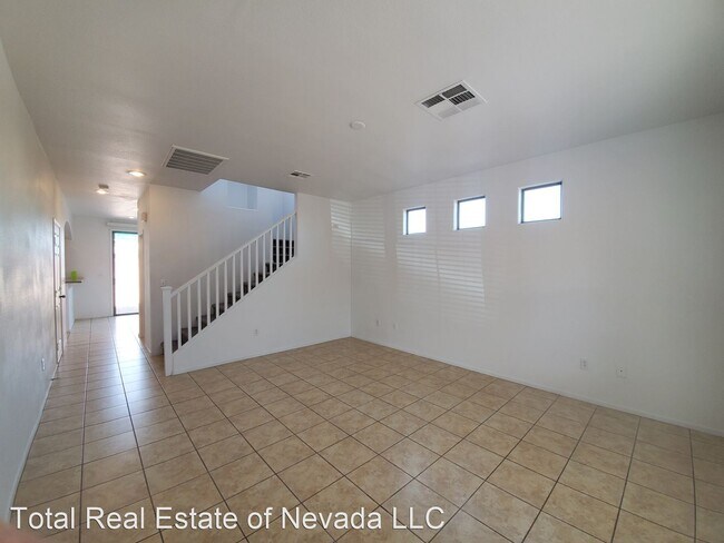 Building Photo - 3 br, 2.5 bath House - 8203 Laredo St