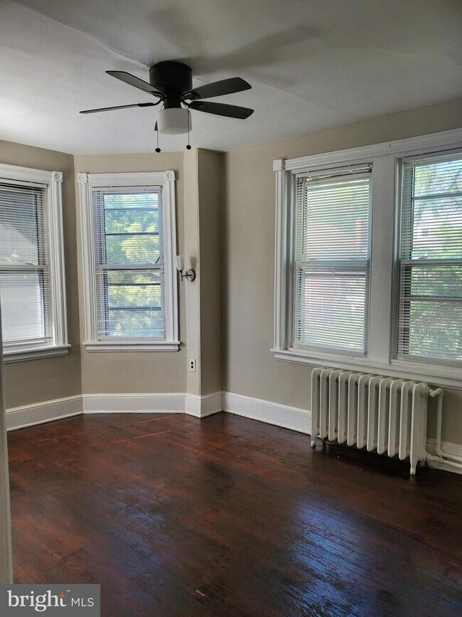 Foto del edificio - 602 W 23rd St
