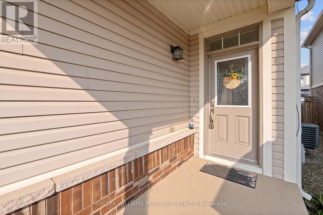 Building Photo - 406 Grenke Pl