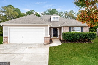 Building Photo - 5345 Yellow Pine Dr