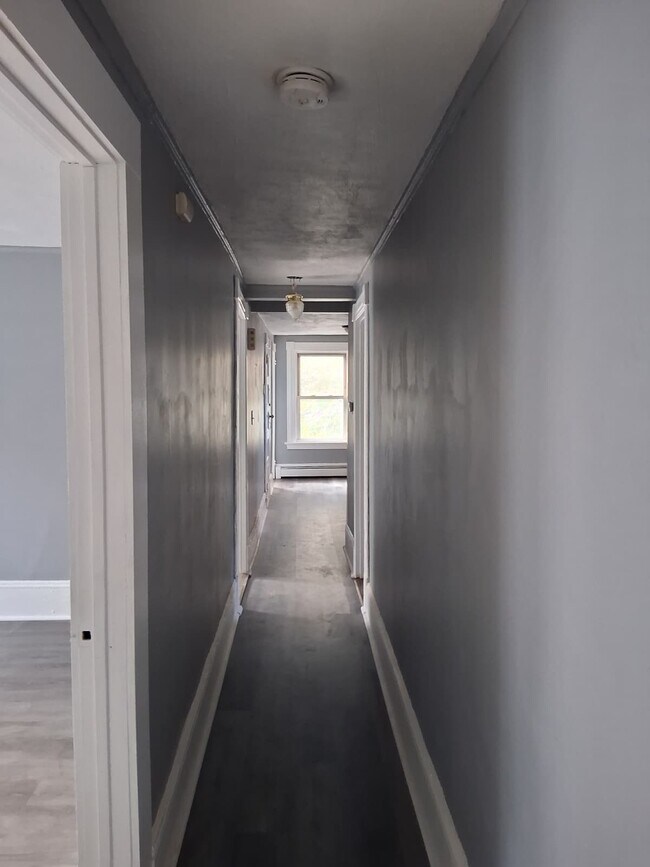 Foto del edificio - 143 Edgewood St