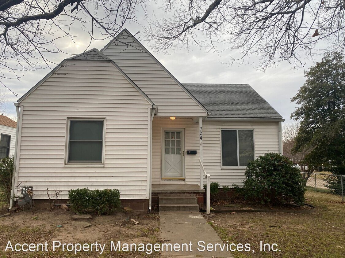 Foto principal - 704 S Louisville Ave