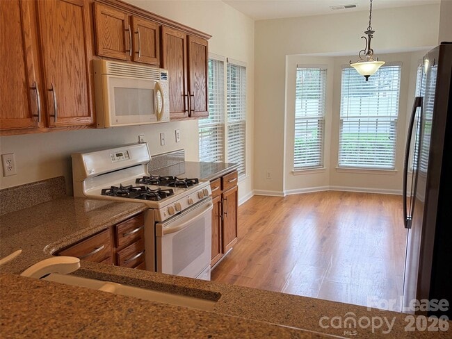 Building Photo - 123 Kase Ct