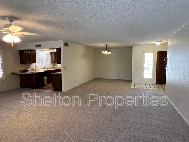 Building Photo - 18942 N 96th Ln