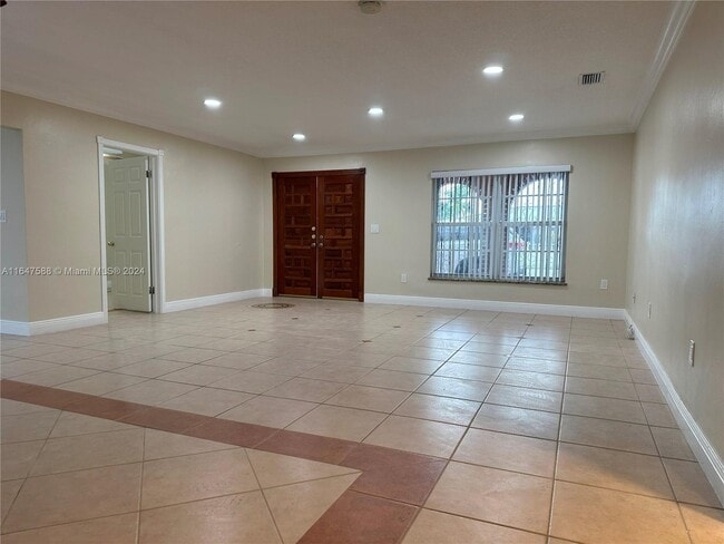 Building Photo - 2461 SW 117th Ct