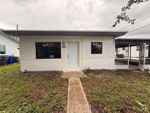 Building Photo - 1110 N 57th Ave