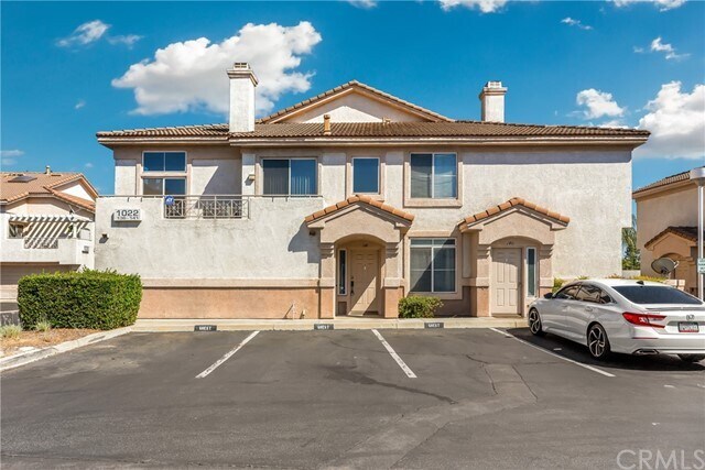 Foto principal - 1022 N Turner Ave