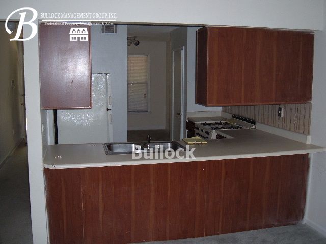 Building Photo - 1490 Oakpointe Ct SW