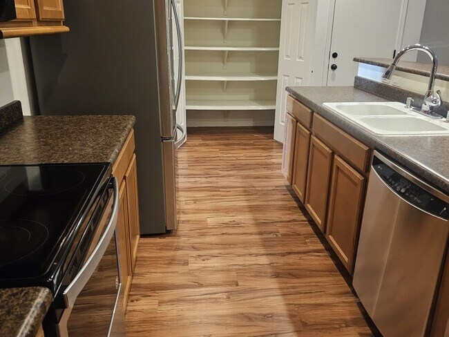 Foto del edificio - 7716 S 37th Way