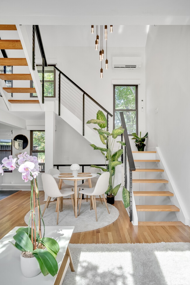 Photo - 47 Cogswell Ave House