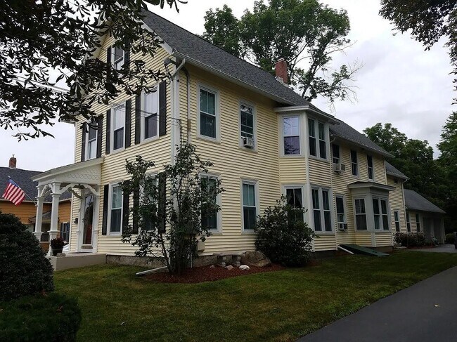 Building Photo - 27 Hayden Rowe St