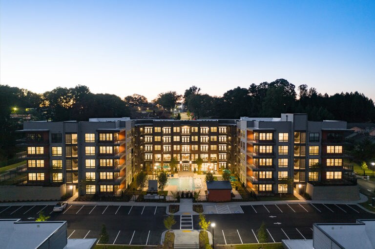 Foto principal - 2084 Bolton Dr NW