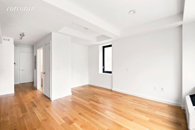 Building Photo - 48 E 132nd St