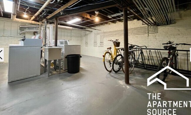 Building Photo - 2317.5 N Rockwell St