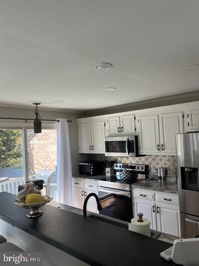 Foto del edificio - 24700 Deepwater Point Dr