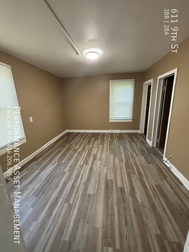 Foto del edificio - Available Now!