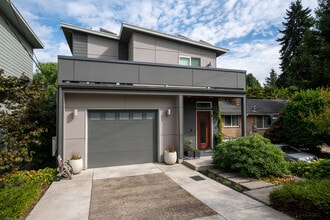 Building Photo - 3824 Renton Ave S