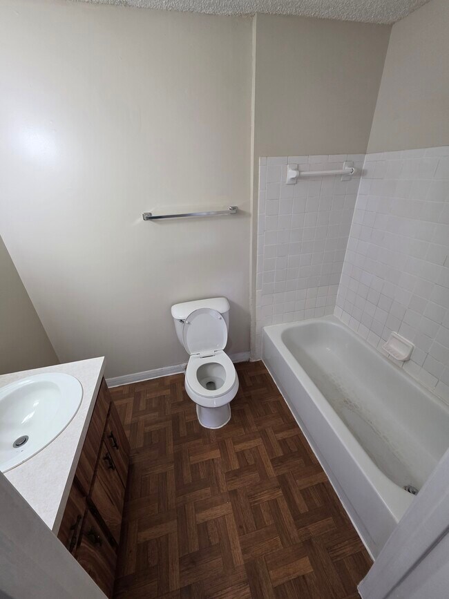 Foto del edificio - 5130 SE 29th St