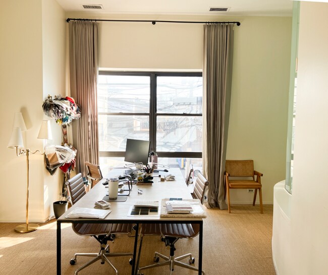 Foto del edificio - 1113 W Armitage Ave