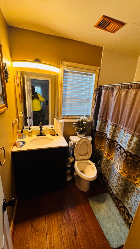 Foto del edificio - 530 Barclay Ct