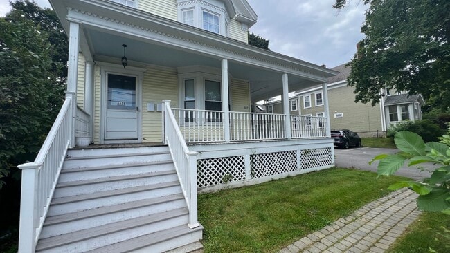 Building Photo - 665 Central Ave