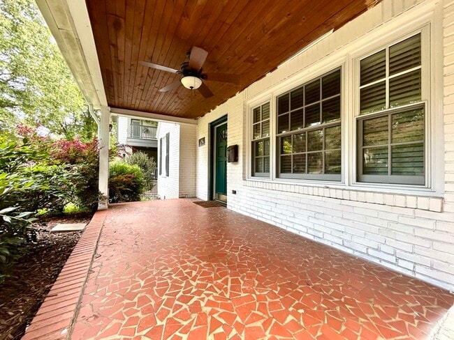 Building Photo - 1808 Truman Rd