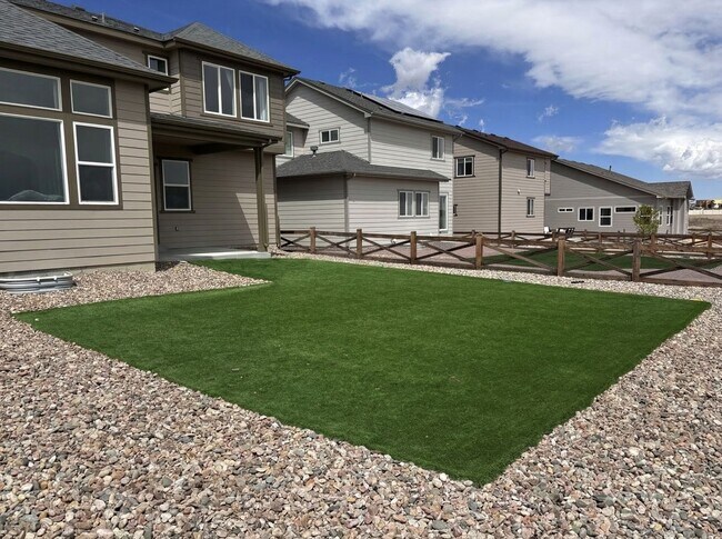 Building Photo - 9377 Mayflower Gulch Wy